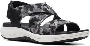 Clarks Mira Lily Women's Black Camo Adj Comfort Sport Sandal  US 8.5 W  Gorpcore
